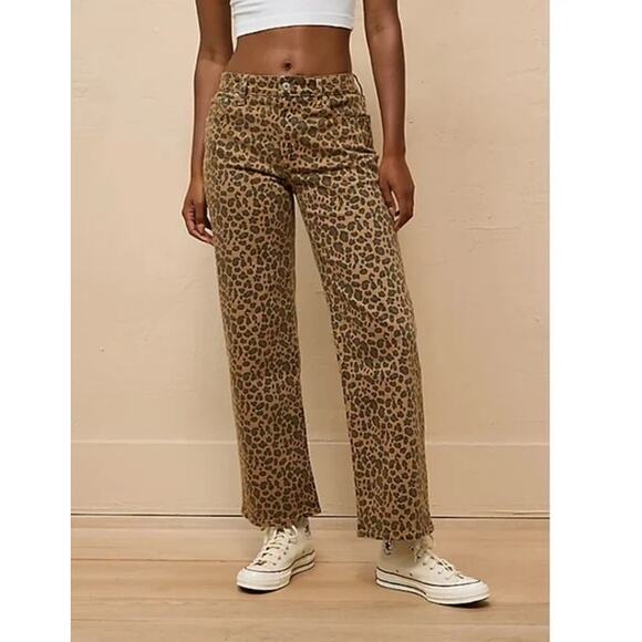 American Eagle Stretch Leopard High-Rise Stovepipe Ankle Straight Jeans Brown 8 - Picture 1 of 6